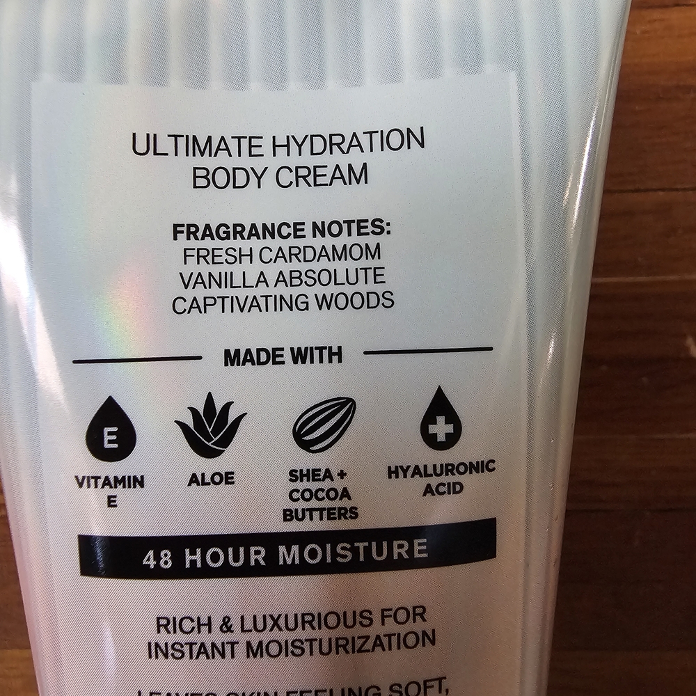 Bath & Body Works Vanilla Romance Body Cream - Picture 3 of 3